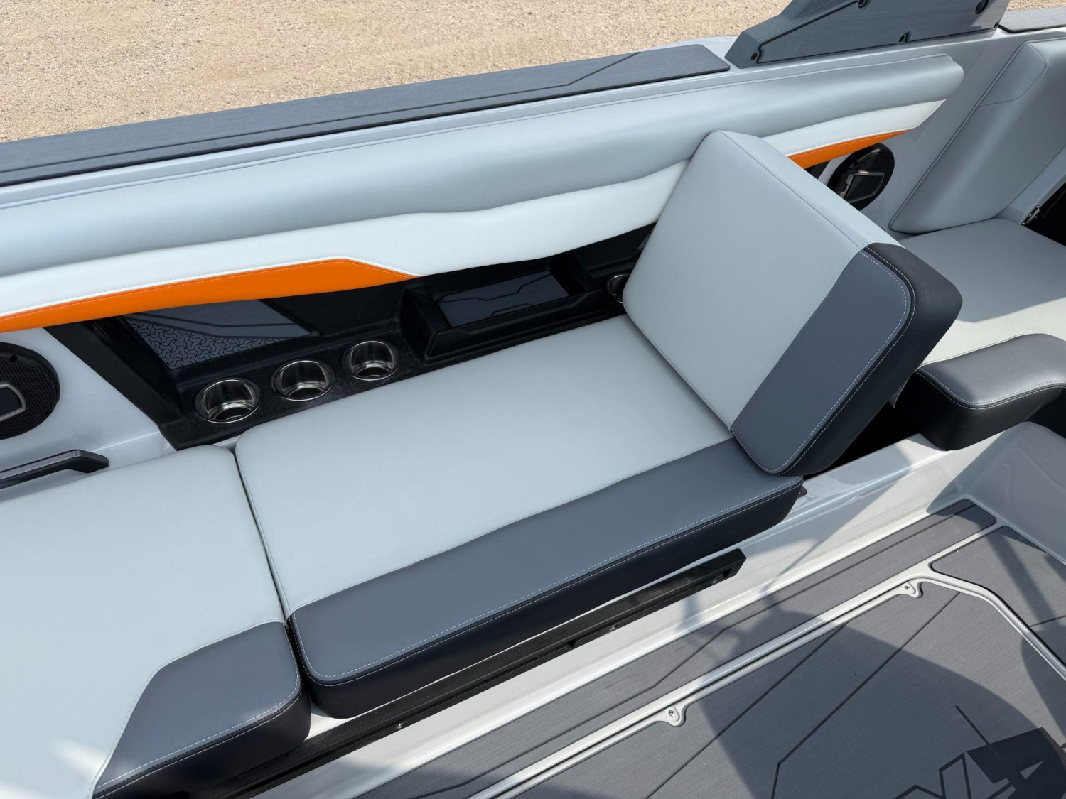 2026 Axis T235