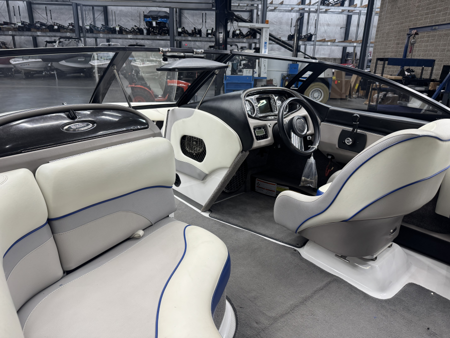 2012 Malibu Boats Wakesetter VTX for sale in , 