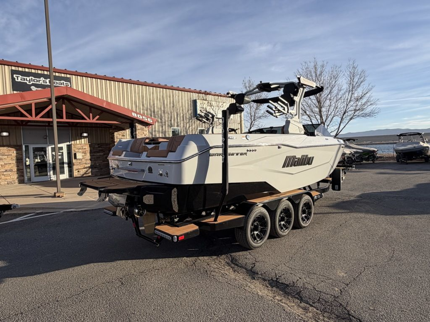 2026 Malibu Boats 25 LSV