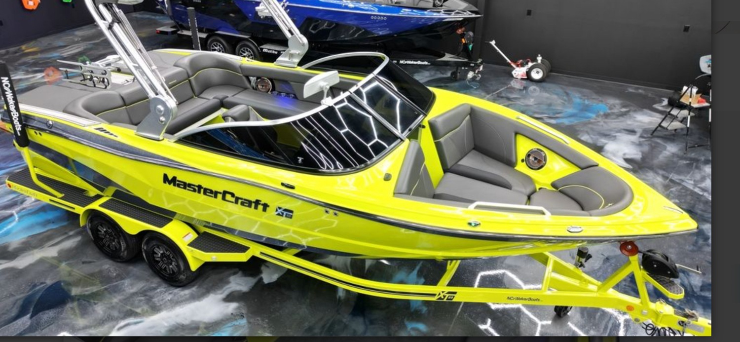 2019 Mastercraft XT 23