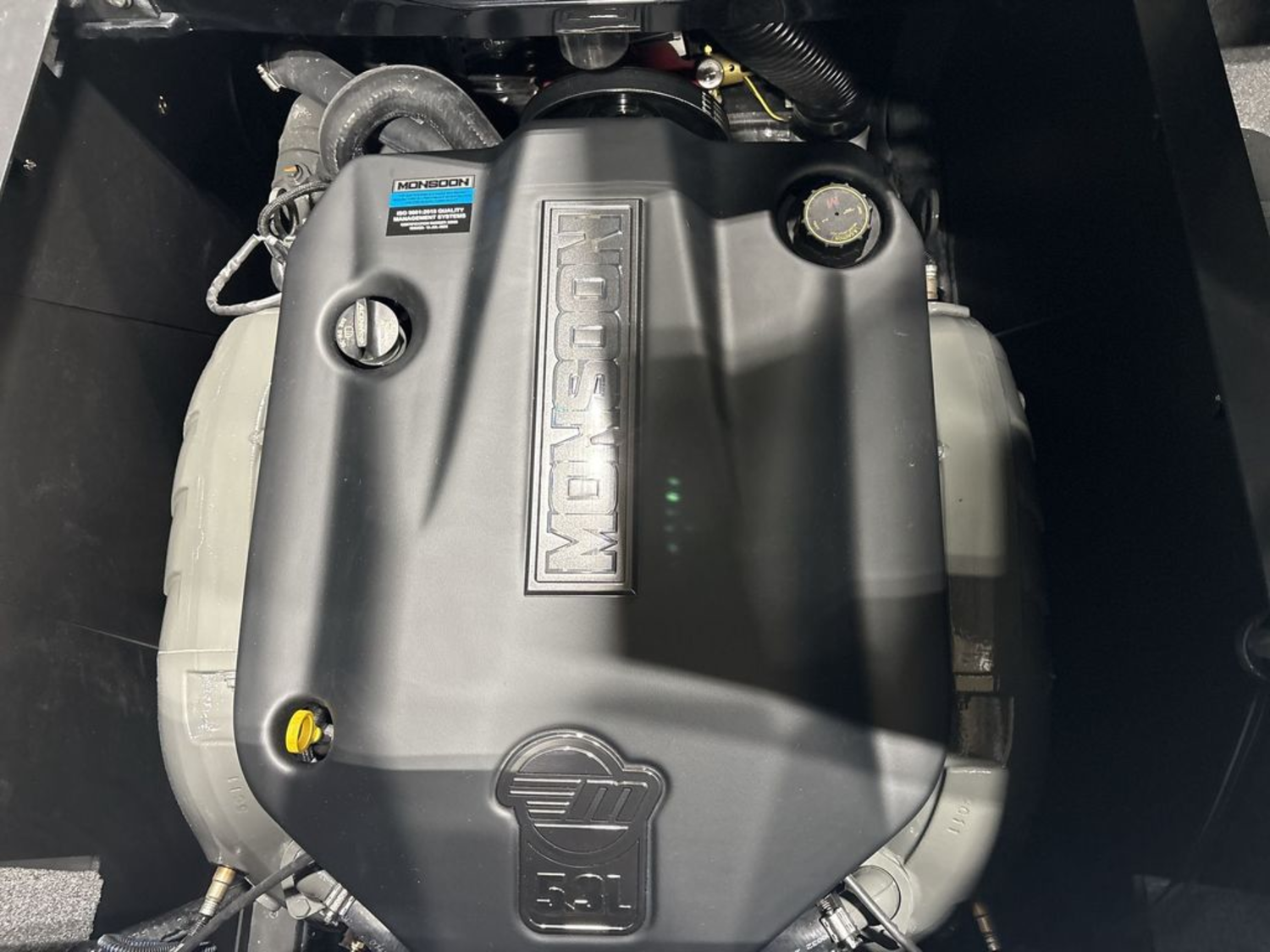 2026 Malibu Boats 21 LX