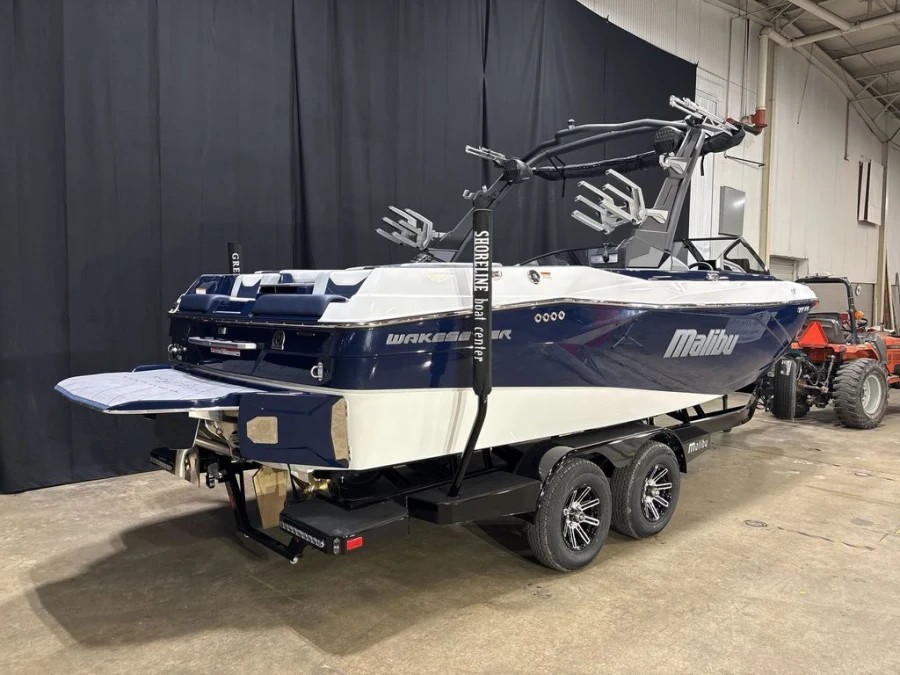 2026-malibu-wakesetter-23-lsv-122322-image14