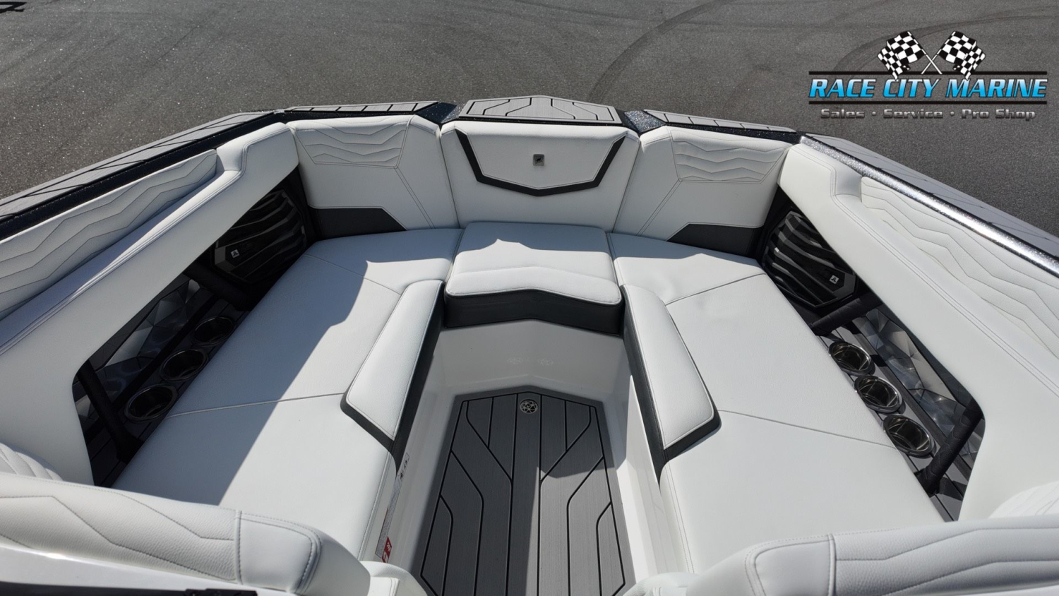 2026 Nautique G23