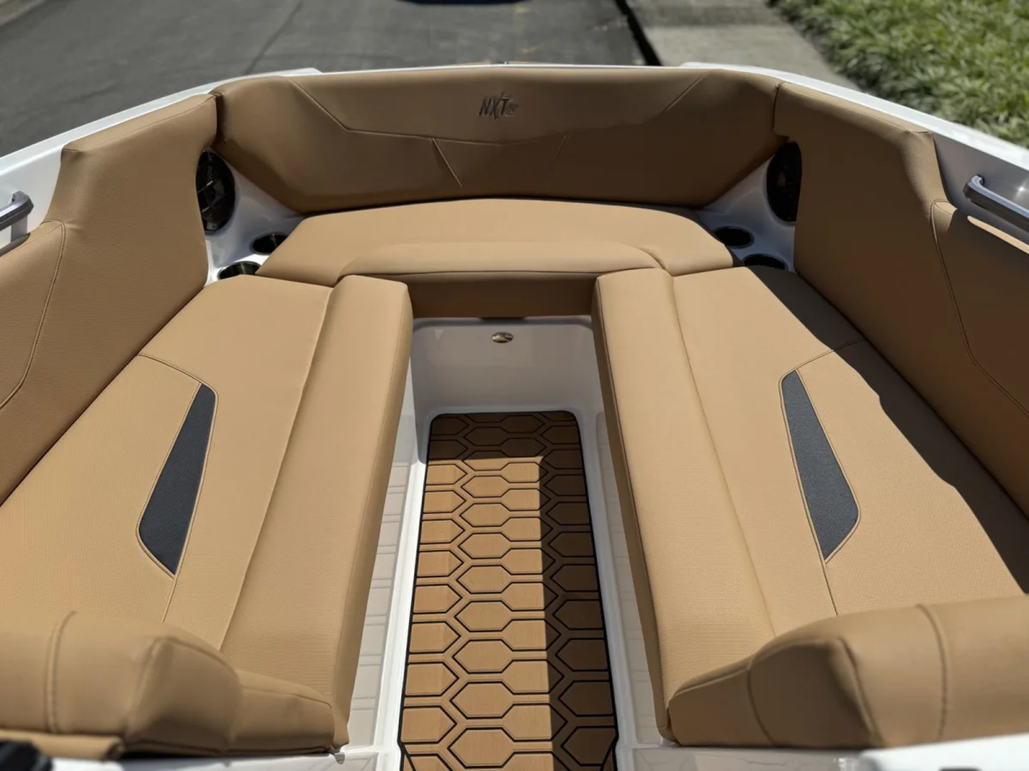 2021 MasterCraft NXT24