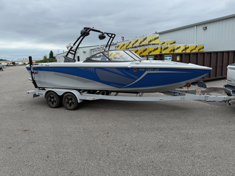 2017 Tige Boats R21 for sale in , 