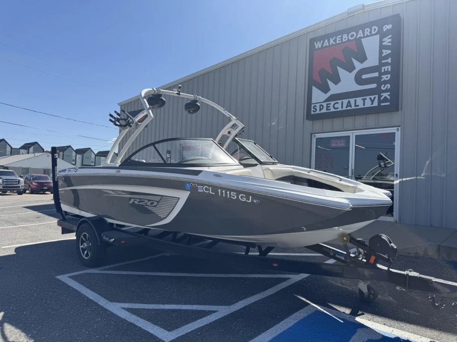 2015 Tige Boats R20 for sale in Denver, Colorado