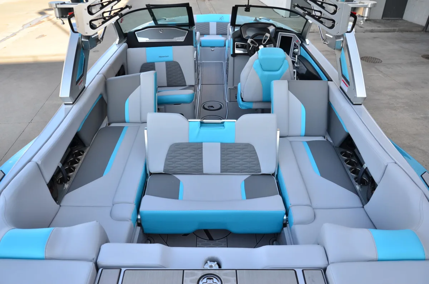 2023 MasterCraft X24