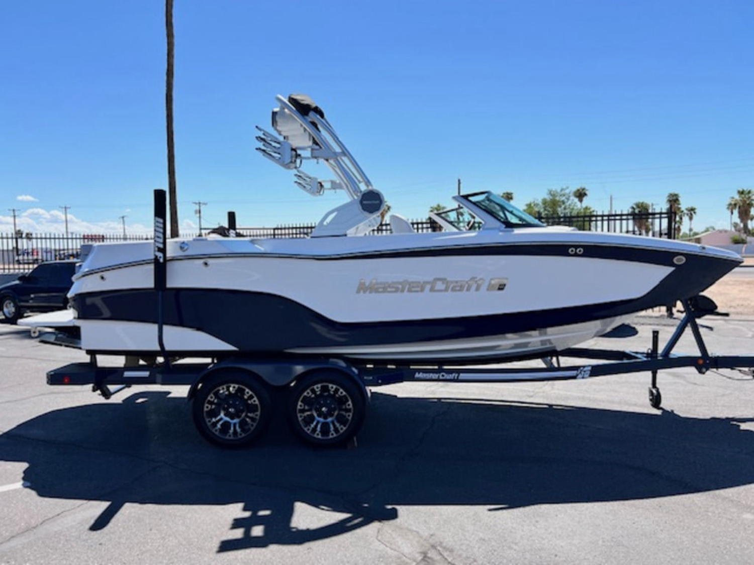 2026 Mastercraft XT22
