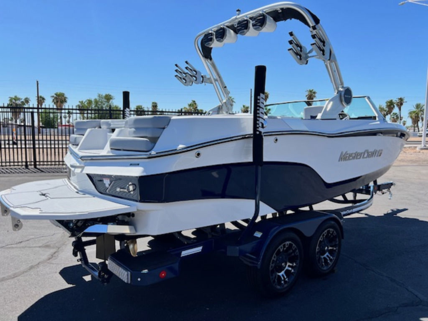 2026 Mastercraft XT22