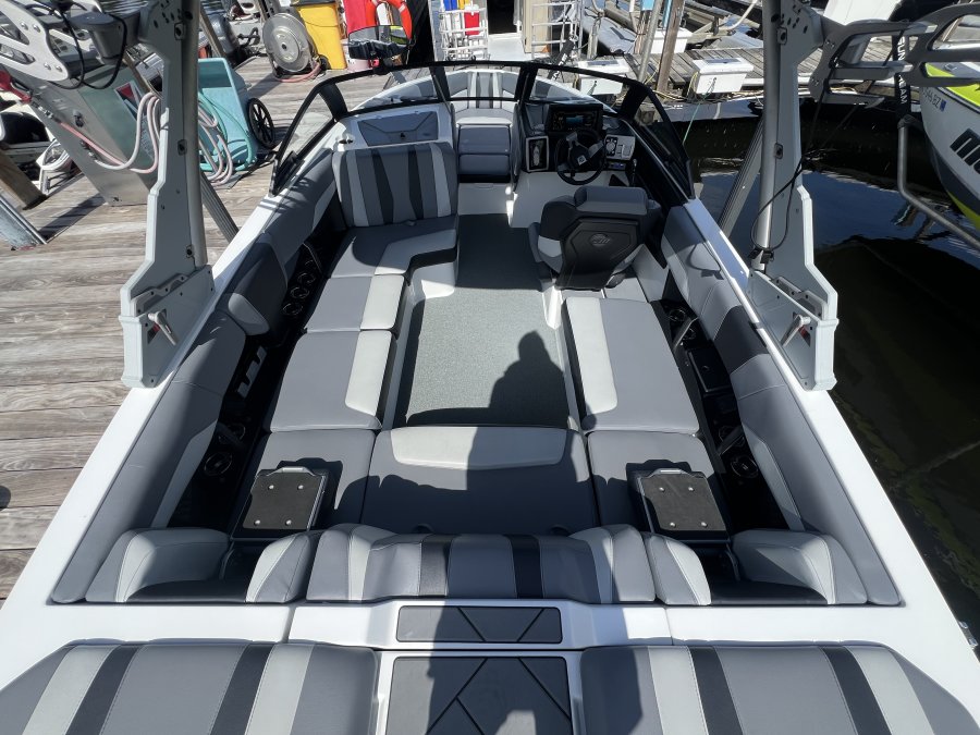 2023-malibu-wakesetter-22-lsv-101494-image10
