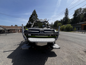 2017 Malibu Boats Wakesetter VLX for sale in , 