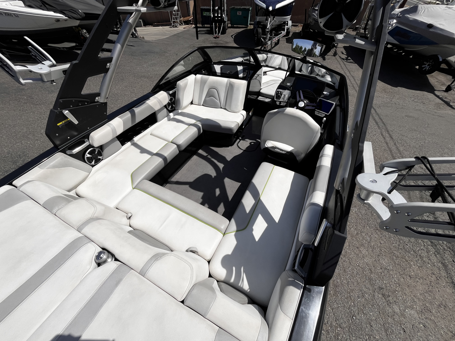 2017 Malibu Boats Wakesetter VLX for sale in , 