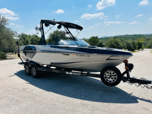 2021 Axis Boats T22 for sale in Volente, Texas