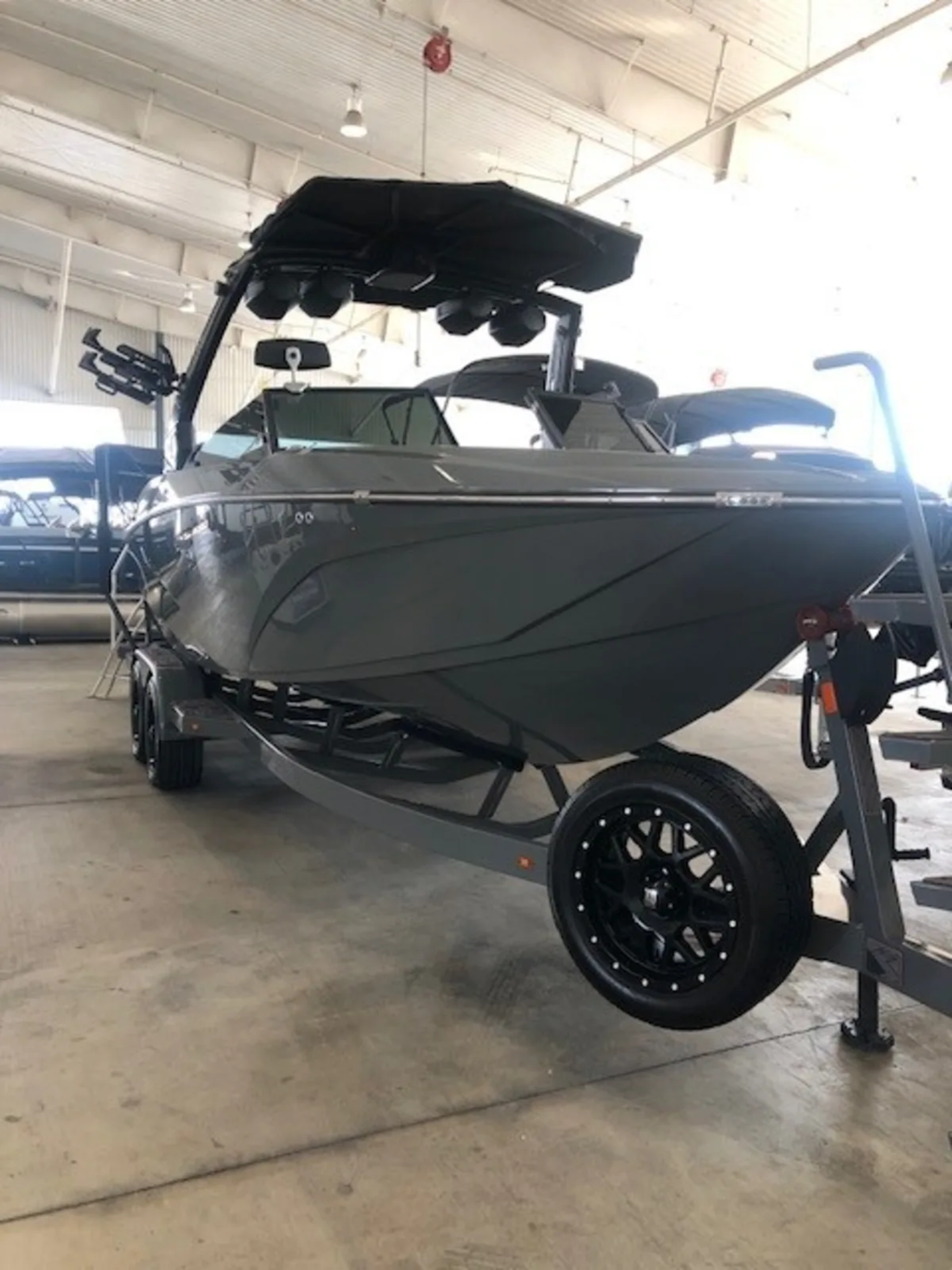 2023 Z5 Rare Ghosted Boat