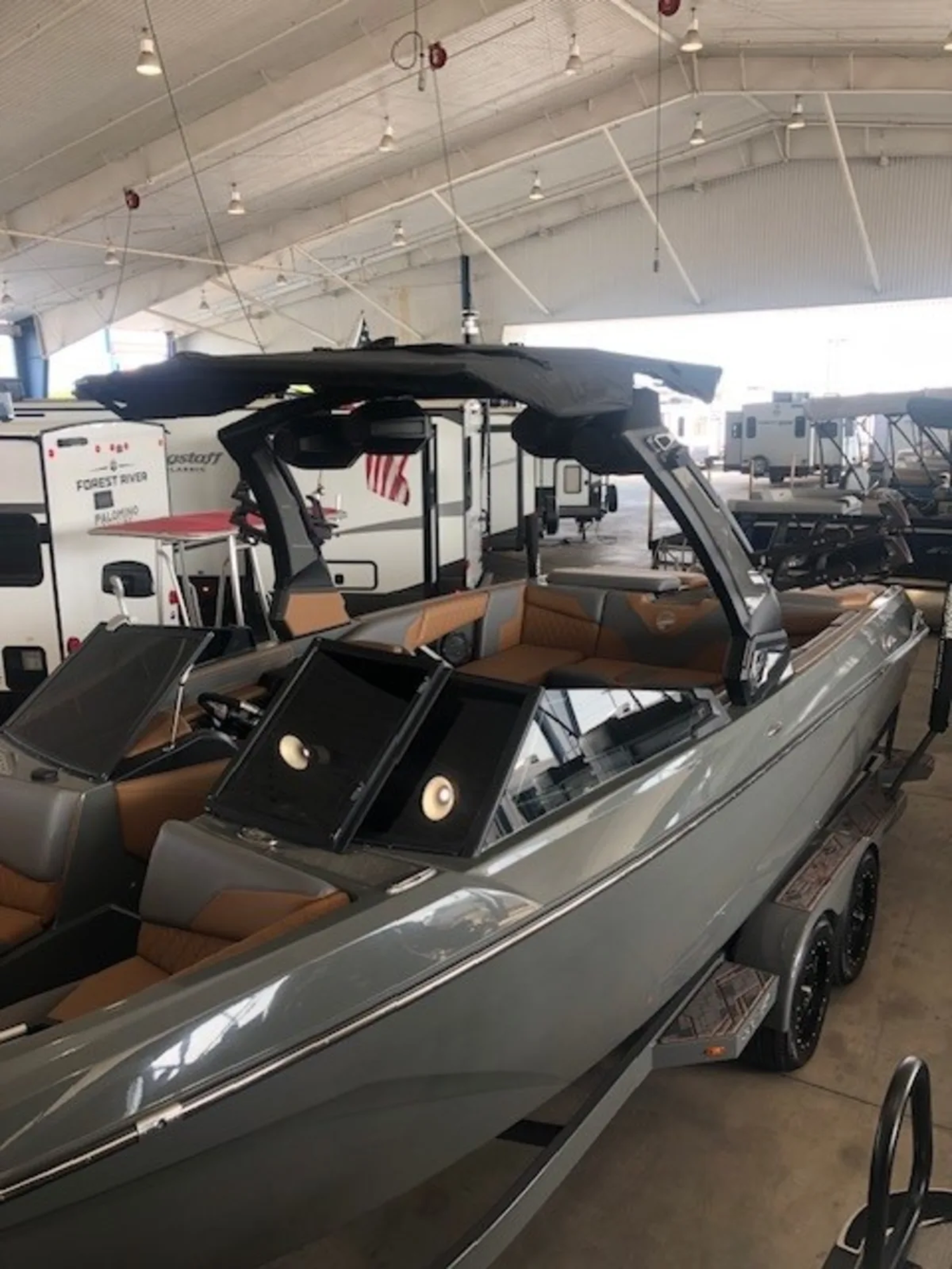 2023 Z5 Rare Ghosted Boat