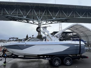 2025-malibu-wakesetter-23-lsv-95927-image1