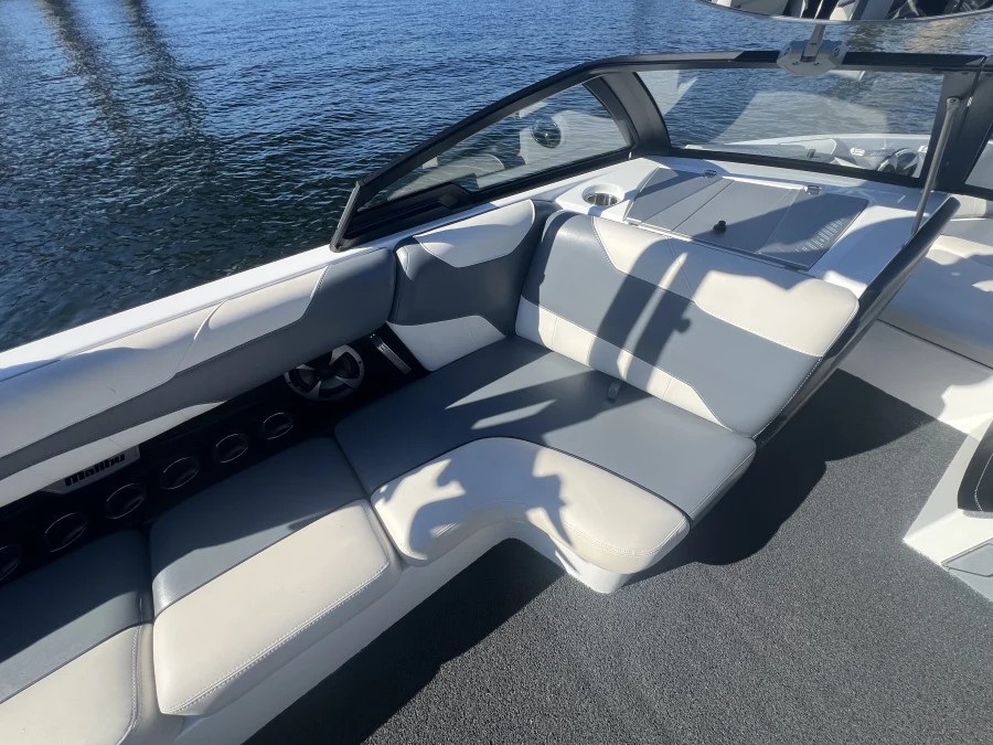 2020-malibu-wakesetter-23-lsv-95928-image11