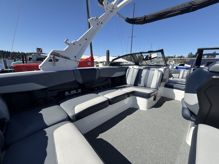 2023-malibu-wakesetter-22-lsv-99596-image4