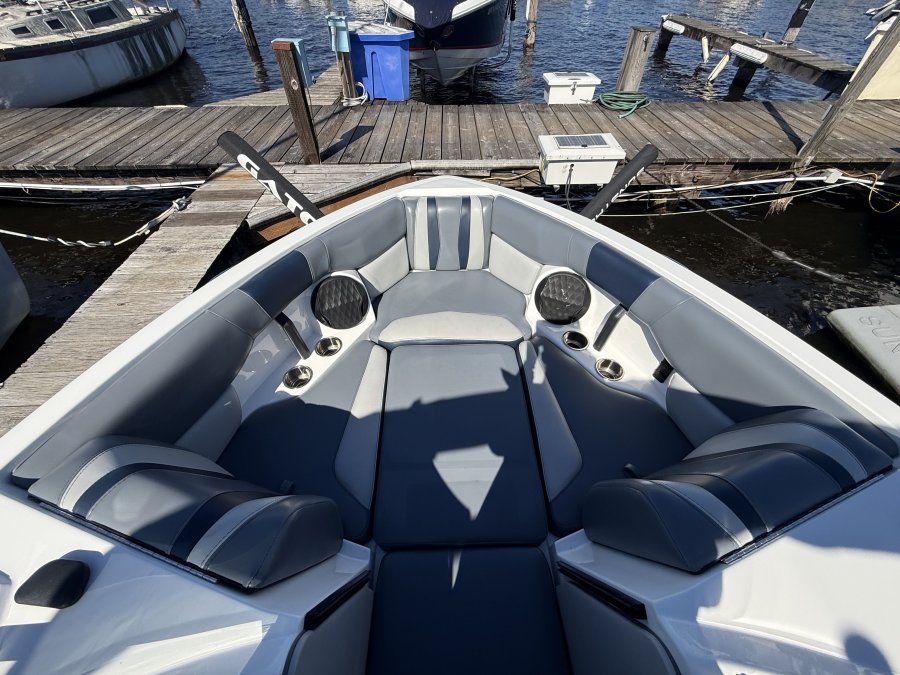 2023-malibu-wakesetter-22-lsv-99596-image8