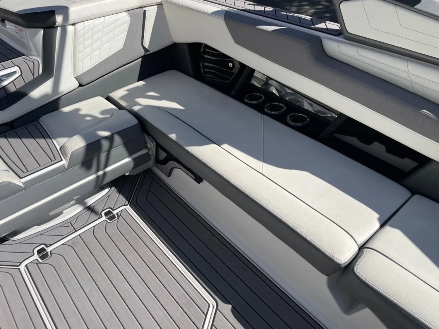 2023 NAUTIQUE G25 W/ZZ8 600HP SUPERCHARGED POWER PLANT.  REDUCED!