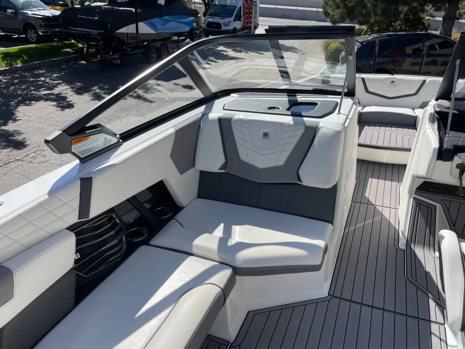 2023 NAUTIQUE G25 W/ZZ8 600HP SUPERCHARGED POWER PLANT.  REDUCED!