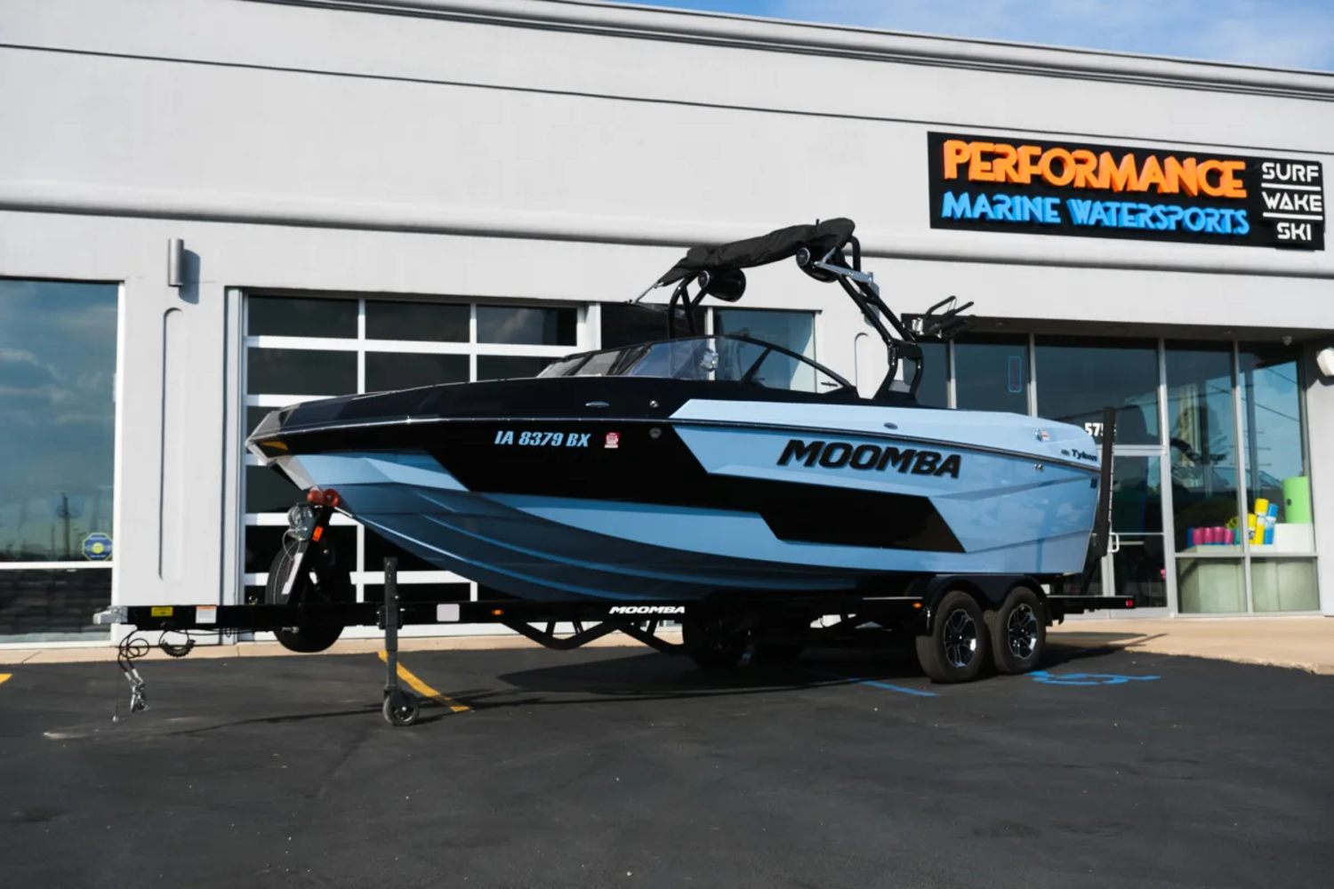 2024 MOOMBA TYKON NICELY EQUIPPED SURF / WAKE PKG 