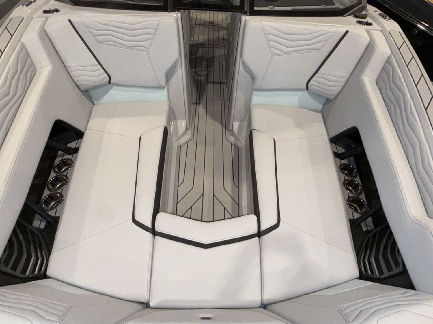 2026 Nautique Super Air Nautique G25