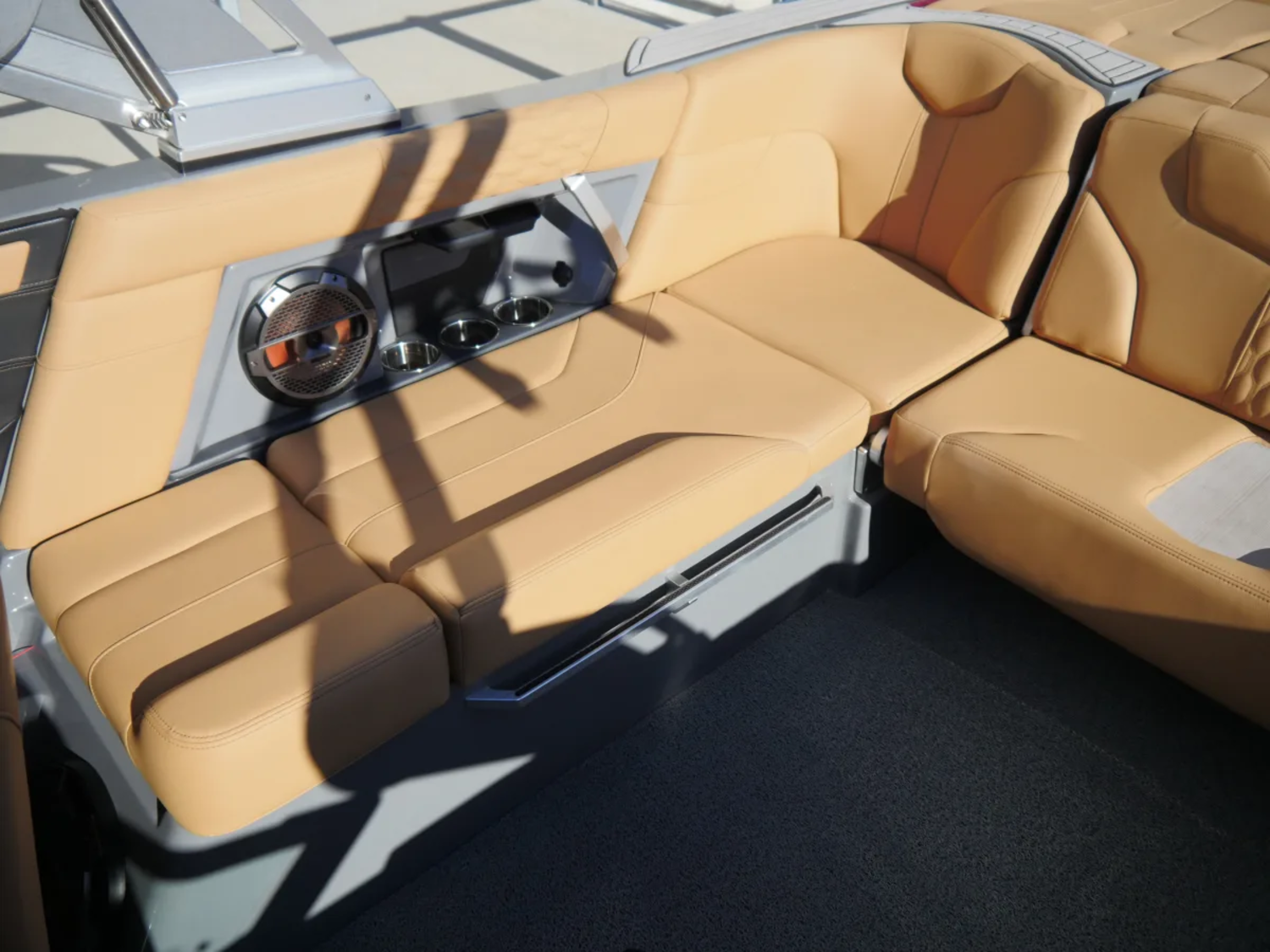 2022 MasterCraft XT23