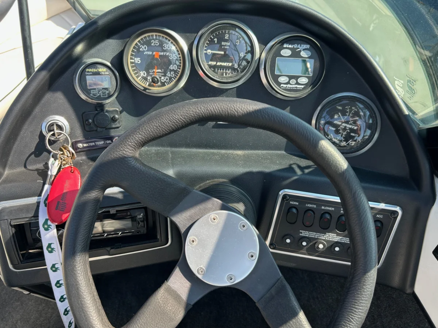 1998 MB Sports 210 Open Bow