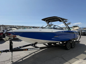 2013 Malibu Boats Wakesetter 24 MXZ for sale in Salt Lake City, Utah