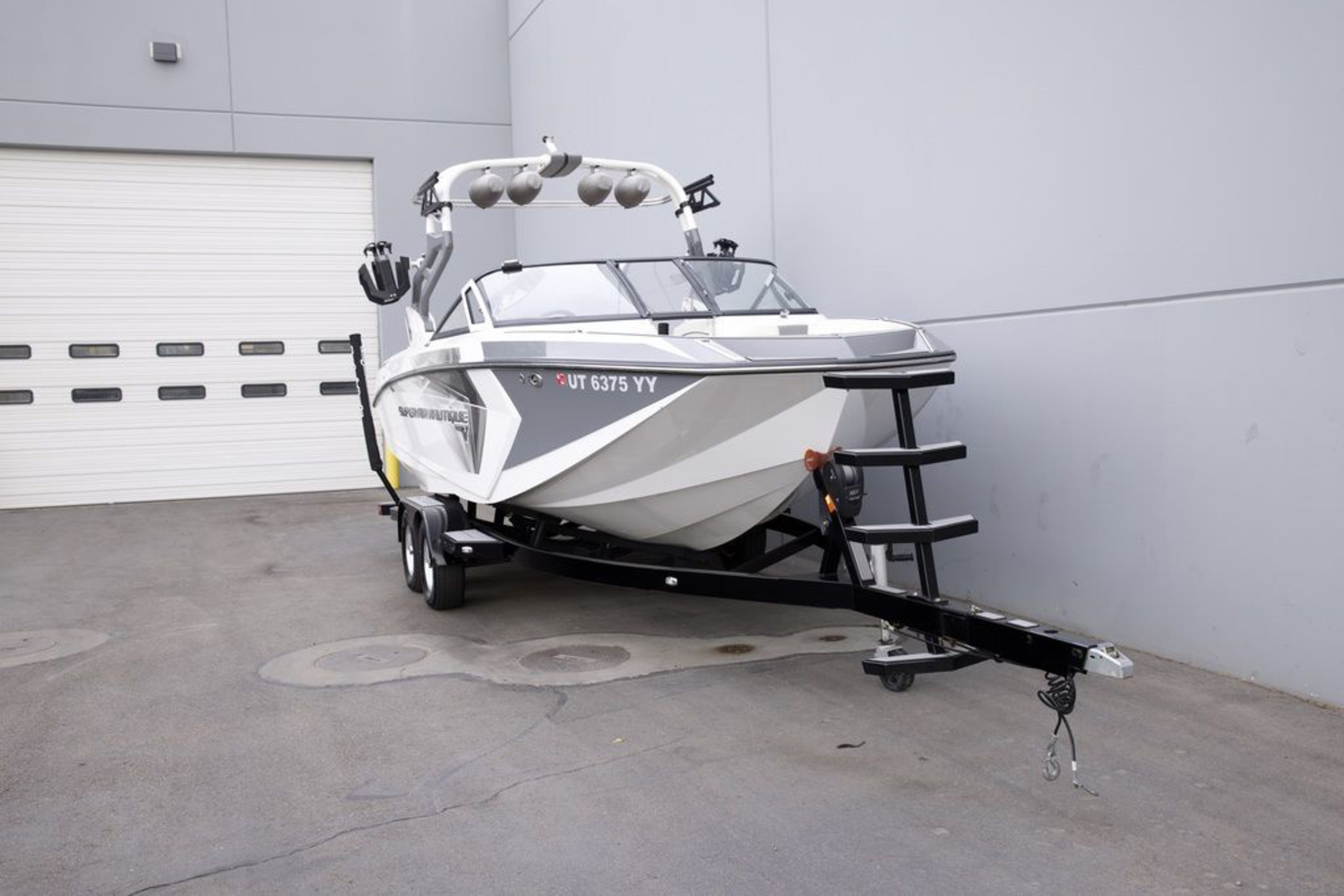 2018 Nautique G23