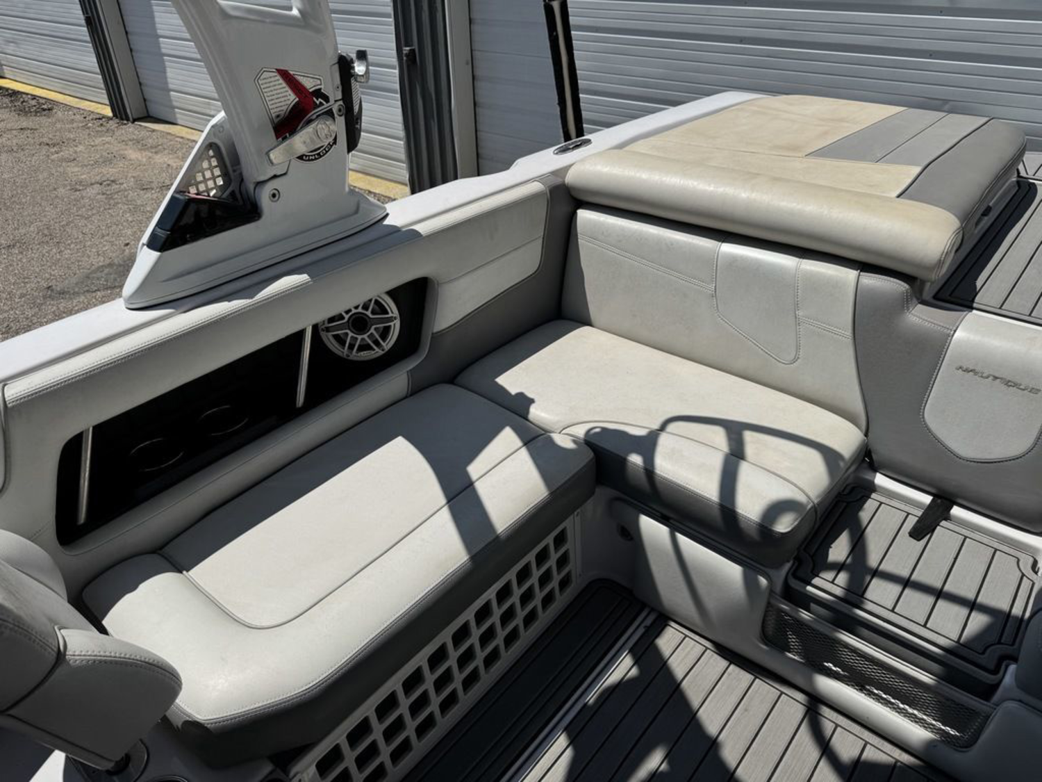 2012 Nautique Super Air 230