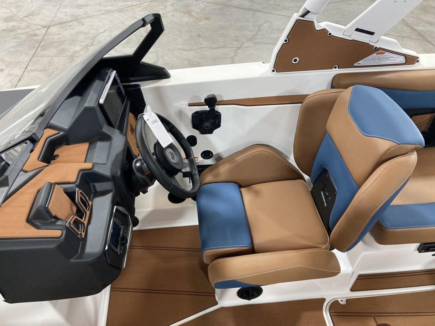 2026 Axis Wake Research A200