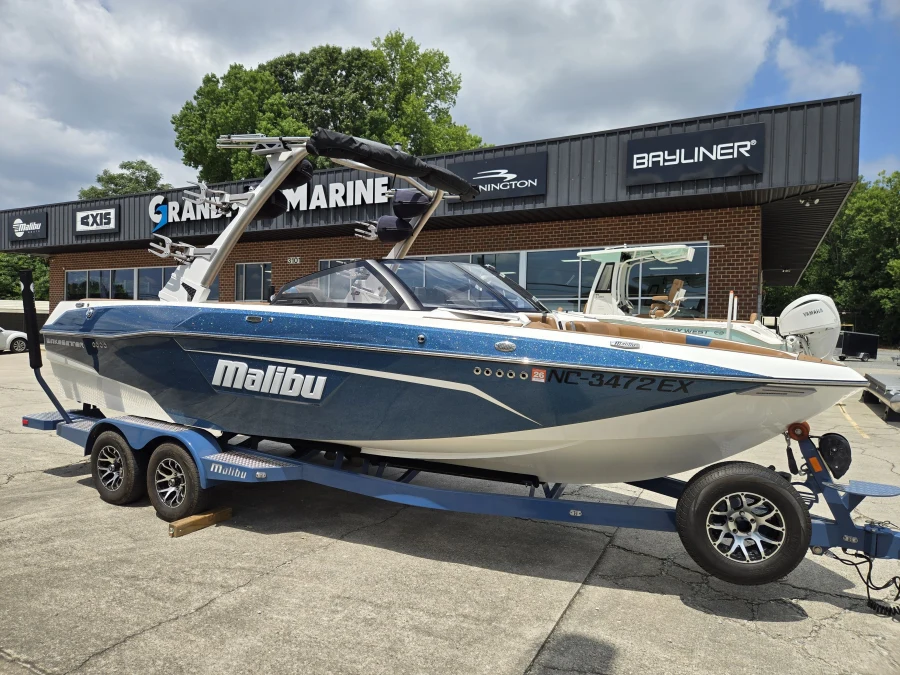 2022-malibu-wakesetter-23-lsv-101441-image11