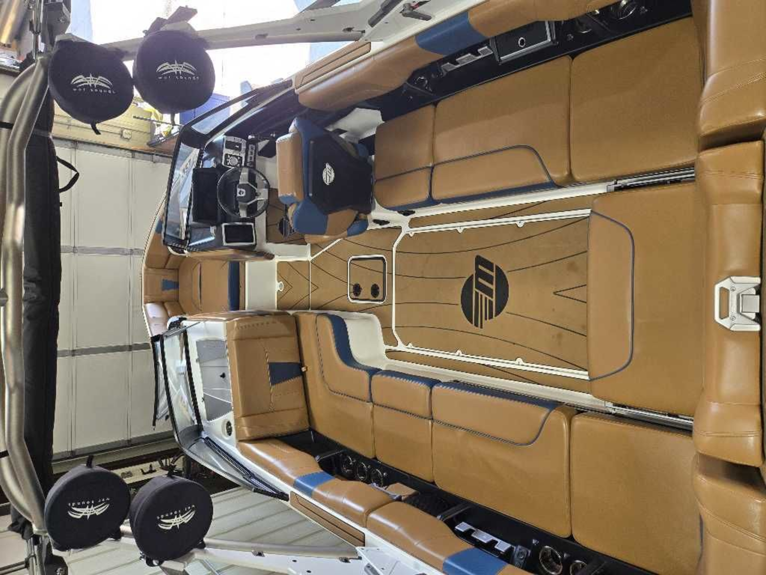 2022 Malibu Boats Wakesetter 23 LSV