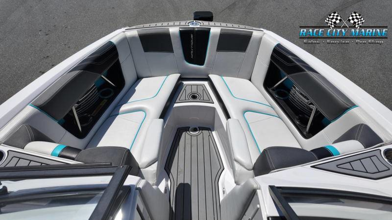 2015 Nautique G21