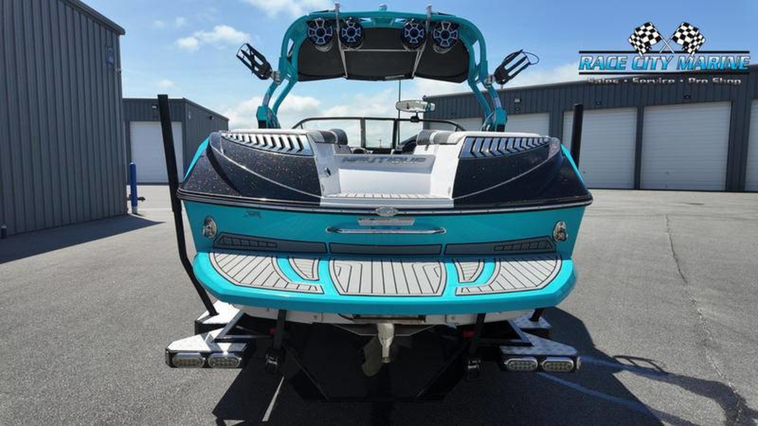 2015 Nautique G21