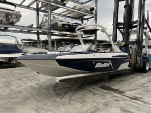 2025-malibu-wakesetter-vtx-102899-image3