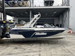2025-malibu-wakesetter-vtx-102899-image6