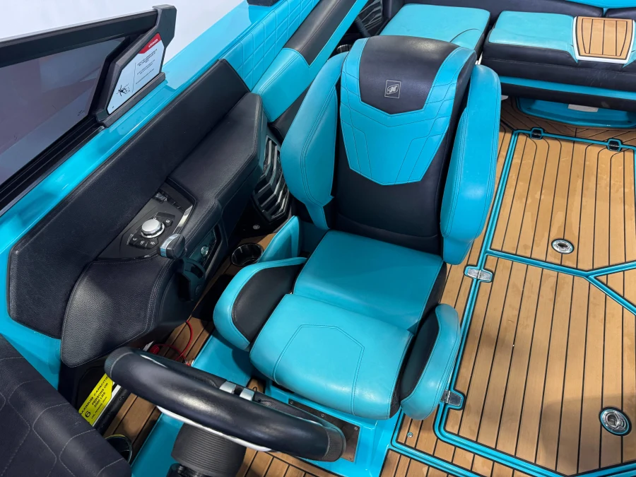 2021-nautique-g23-103754-image21