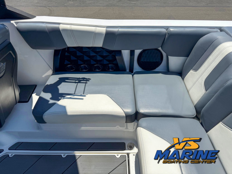 2022 Malibu Boats 21 LX for sale in ATASCADERO, California