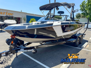 2022 Malibu Boats 21 LX for sale in ATASCADERO, California