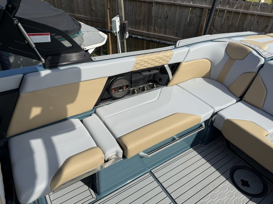 2025 Mastercraft Boats XT25 for sale in HOUSTON, Texas