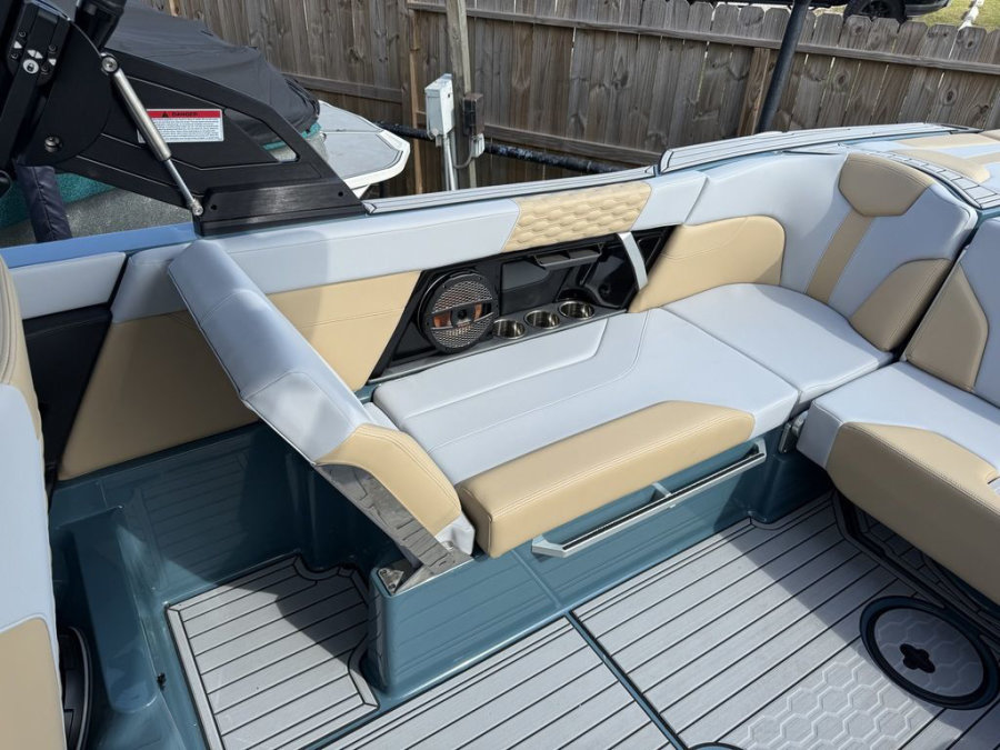 2025-mastercraft-xt25-105166-image19