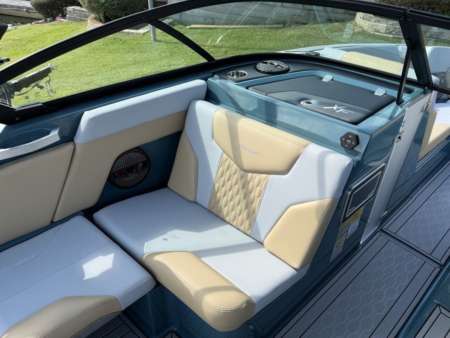 2025 Mastercraft XT25