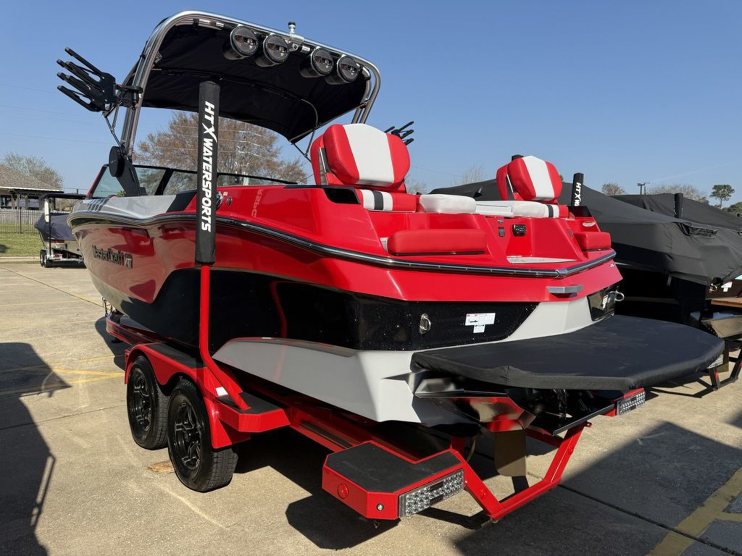 2024 Mastercraft XT24