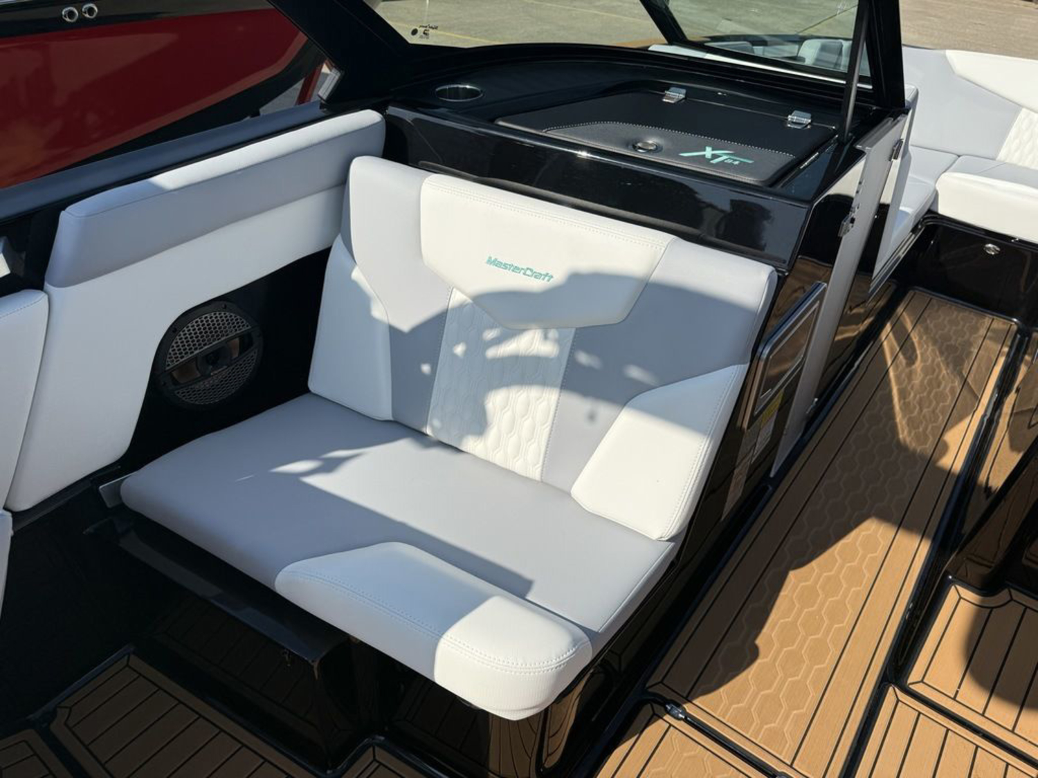 2024 Mastercraft XT24