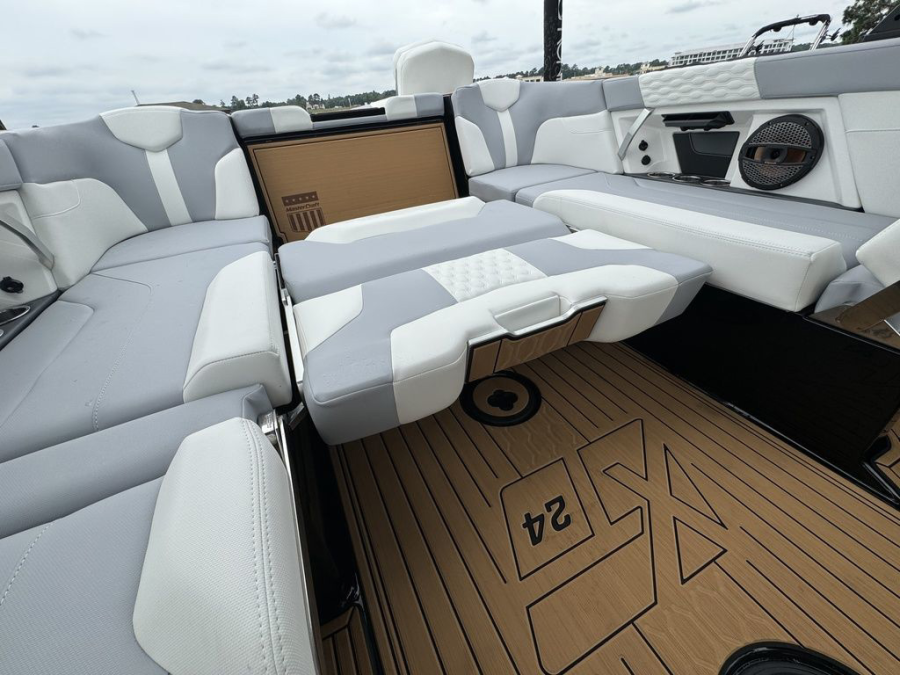 2024 Mastercraft Boats XT24 for sale in HOUSTON, Texas