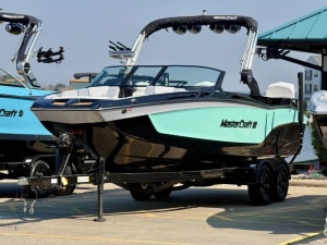 2024-mastercraft-xt24-105169-image1