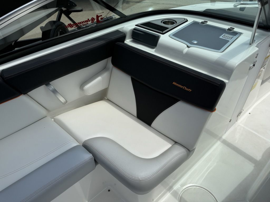 2017 Mastercraft Boats XT23 for sale in HOUSTON, Texas